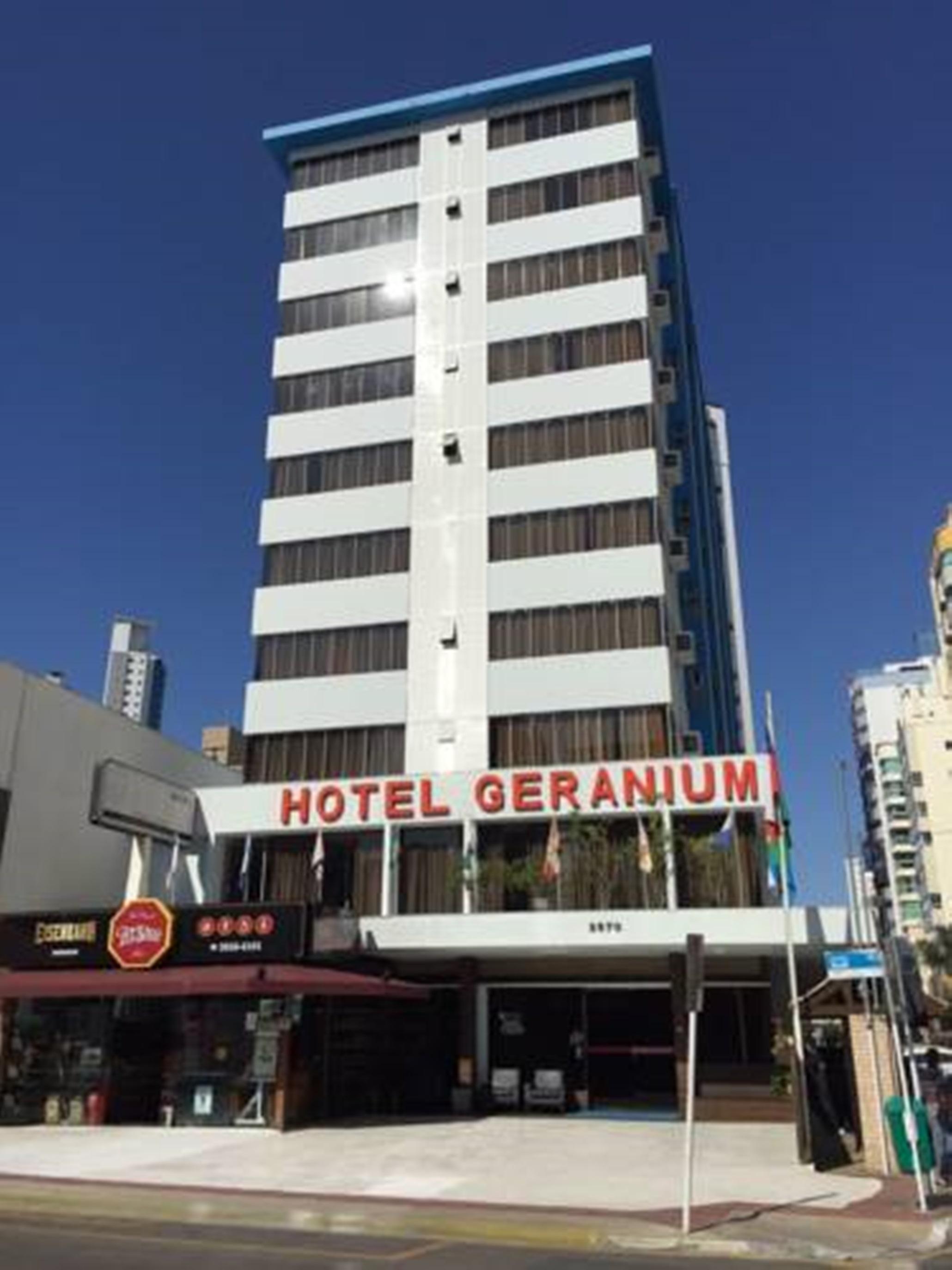 天竺葵酒店 Balneário Camboriú 外观 照片