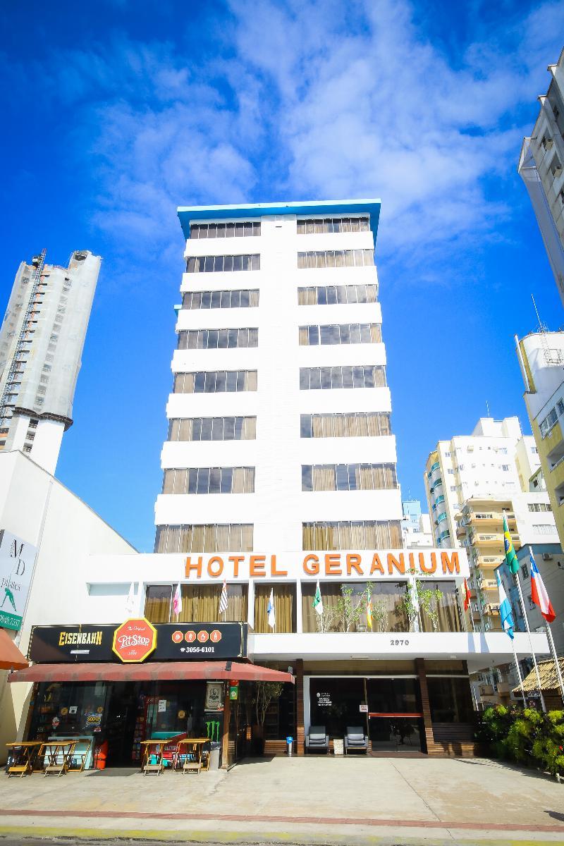 天竺葵酒店 Balneário Camboriú 外观 照片